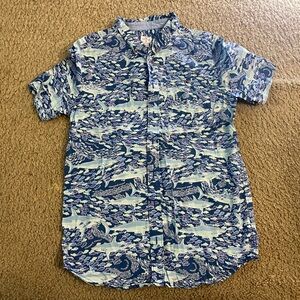 Vineyard Vines Whale Shirt Short Sleeve Blue Shark Print Boy's Size XLarge 16